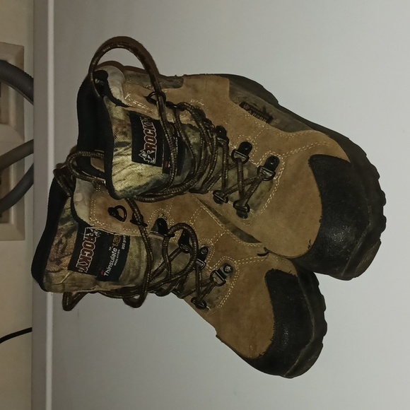 Rocky boots. Kids size 3. Hunting, hiking, winter - Picture 1 of 8